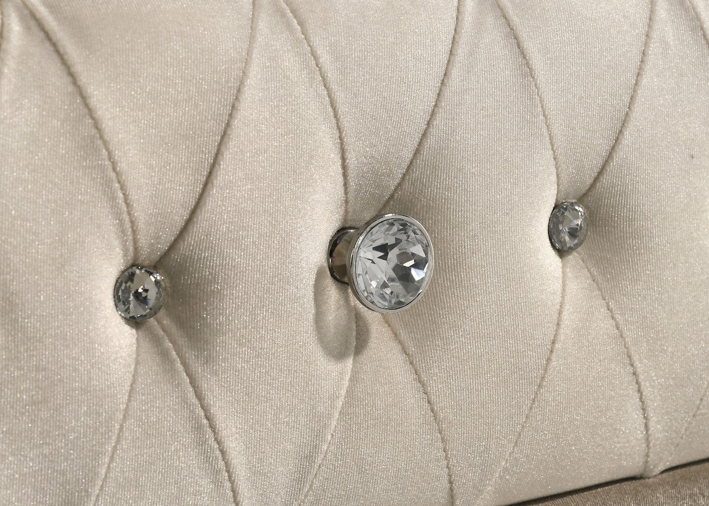Antonella 7-drawer Upholstered Dresser Ivory and Camel